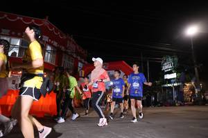 BIB: 8000
                            <button type="button" onclick="openModal(26231416)" class="btn btn-primary btn-sm float-right btn-popup" data-toggle="modal" data-target=".modal-high-quality">
                        <i class="fas fa-shopping-cart"></i> Add to Cart
                    </button>
                                            <button type="button" onclick="isThisMe(26231416, true)" class="btn btn-success btn-sm float-right btn-popup btn-isme hidden" data-toggle="tooltip" data-placement="bottom" title="นี่คือรูปของคุณใช่ไหม คลิกที่นี่เพื่อเอาเข้าอัลบั้ม">
                        <i class="fas fa-plus"></i> Add to album
                    </button>
                    <button type="button" onclick="isThisMe(26231416, false)" class="btn btn-warning btn-sm float-right btn-popup btn-isnotme hidden">
                        <i class="fas fa-ban"></i> Remove from album
                    </button>